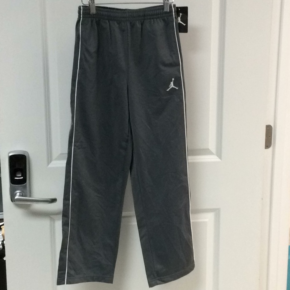Nike Air Jordan “Jump man” youth warm up pants